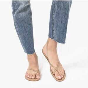 Tkees Riley Nude Criss Cross toe flip flops Sz 11 Cocobutter Sandals Minimalist